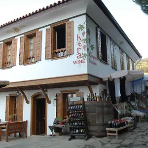 Konukevi Kalispera, Selçuk